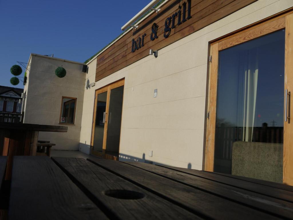 The Lodge Barnby Dun Exterior photo